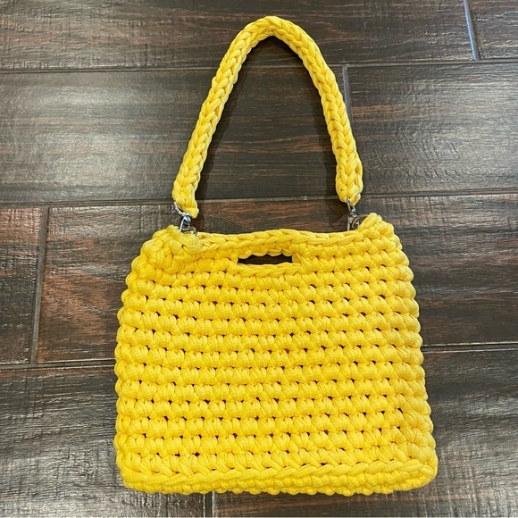 MotMe Handmade Yellow Crochet Handbag - Picture 4 of 6